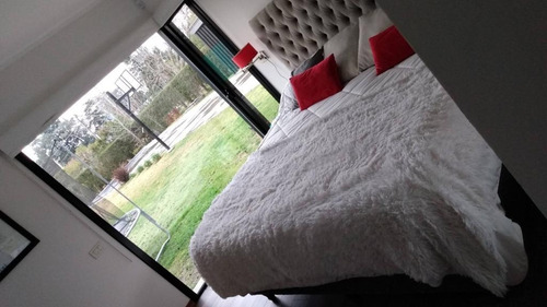 Imagen 5 de 11 de Venta Casa / 635 Bis Y 11 Bis / 3 Dormitorios / Piscina