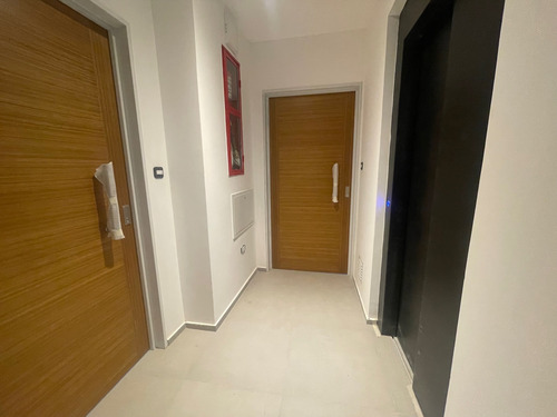 Departamento De 2 Ambientes A Estrenar Con Balcon Terraza Y 2 Baños