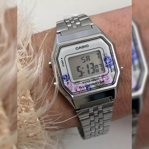 Imagen 2 de 3 de Reloj Mujer Casio La680wa-4c Floreado Digital / Lhua Store