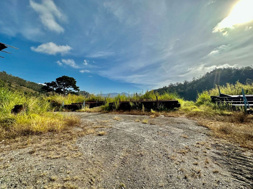 Se Vende Terreno 122.076m2 Los Salías Los Teques Miranda