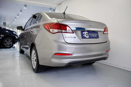 Imagem 15 de 15 de Hyundai Hb20s 1.6 Comfort Plus 16v