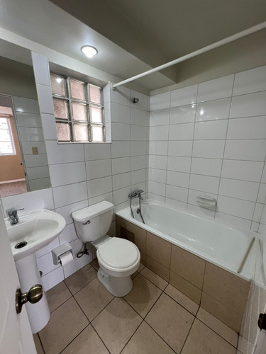 Vendo Depto En Dieciocho 798, Santiago