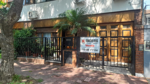 Excelente Casa Dúplex  En Venta En Martínez.