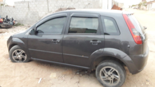 Imagem 3 de 8 de Ford Fiesta 2005 1.6 Flex 5p