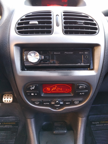 Peugeot 206 1.6 Xs Premium