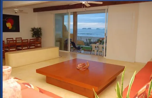 Casa En Venta En Playa Blanca, Zihuatanejo, Gro, México