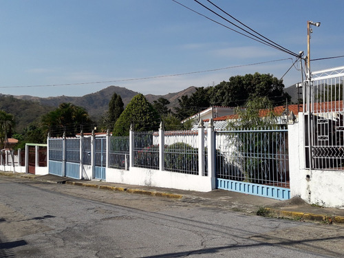 Imagen 1 de 13 de Casa Quinta En Los Rauseos En Venta, El Limon. 22-16380 Morel