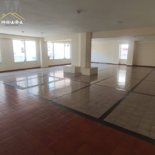 Apartamento En Venta En La Guaira Urbanizacion Caribe Remodelado