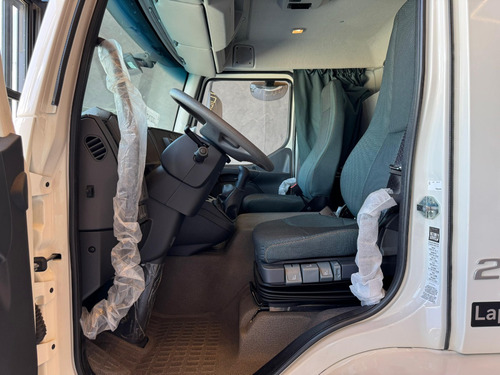 Caminhão Volvo Vm290 Lx 8x2 Cabine Leito Munck Argos 45t