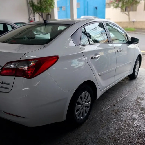 Hyundai HB20S 1.6 Comfort Plus Flex Aut. 4p