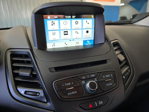 Ford Fiesta New 1.6 Sel Hatch 16v Flex 4p Powershift