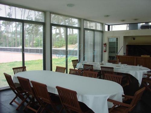 Apartamento En Roosevelt - Punta Del Este- Ref: 205