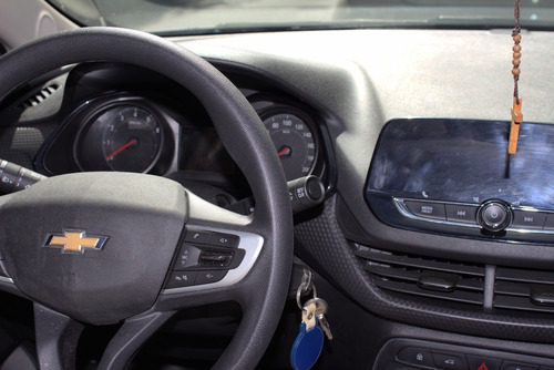 Chevrolet Onix plus 1.2