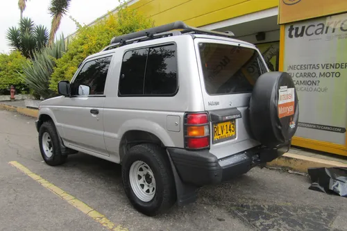 Mitsubishi Montero 2.4 V11 Mt
