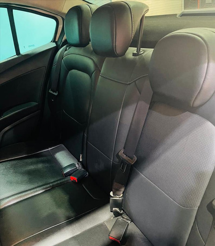 Fiat Cronos 1.8 E.torq Precision