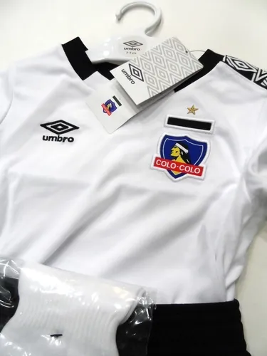 Short umbro colo colo hotsell
