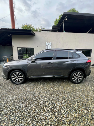 Toyota Corolla Cross (hybrid)