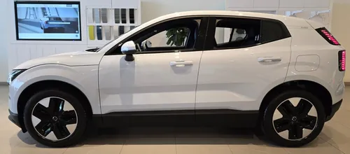 Volvo EX30 Core E40