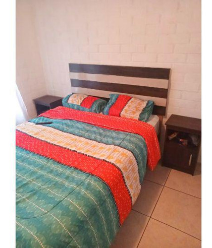 Venta De Hermosa Casa En Valle Grande. Mossaa