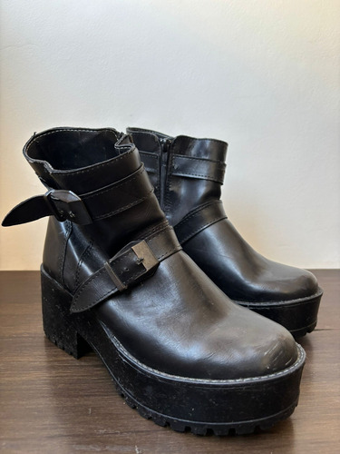 Botas Negras Cuero Plataforma Argentinas; Como Nuevas, T.36