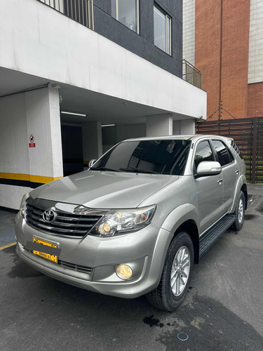 Toyota Fortuner 2.7l 4x2