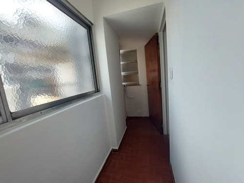 Venta Depto 3 Amb Flores Con Terraza Y Parrilla Permuta 50%