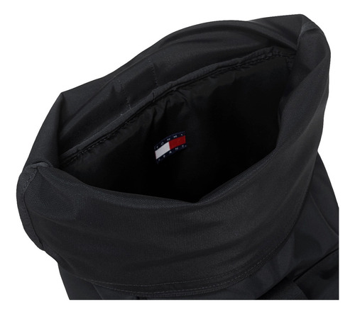 Tommy Jeans Backpack Moda Para Hombres Am0am13323 Acabado De Los Herrajes Níquel Color Black Correa De Hombro Negro Diseño De La Tela Lisa