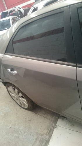 Sucata Kia Cerato 2010 Para Retirada De Peças