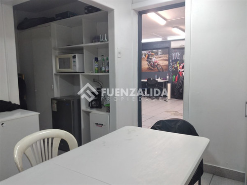 Local Comercial En Venta, 2 Priv. 1 P. Libre, Las Condes