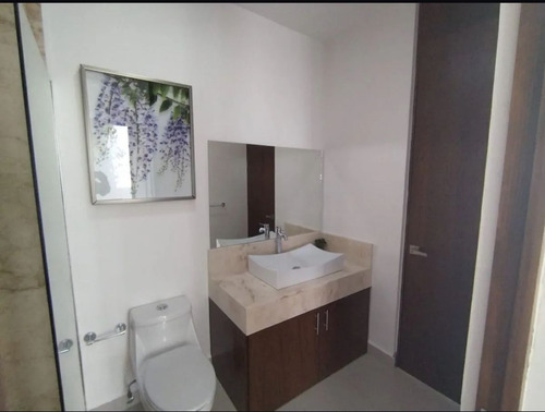Casa En Renta En Temozon, Privada Tanaj