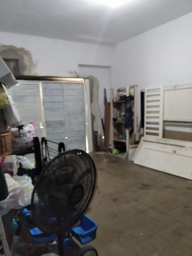 Imagen 15 de 19 de Casa Totalmente Reciclada, 2 Dormitorios, Garaje, Patio.