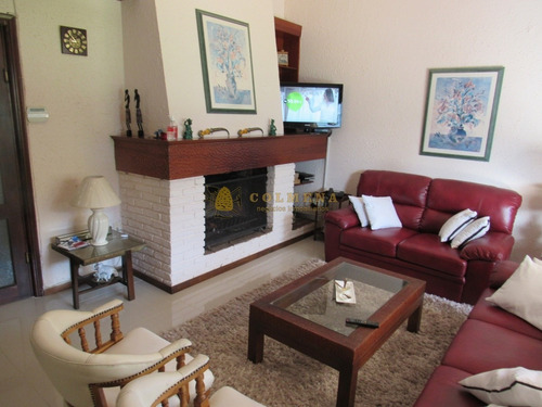 Excelente Casa ,muy Bien Ubicada,reciclada En Playa Mansa-ref:3105