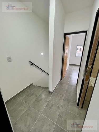 Imagen 18 de 24 de Dúplex En Venta 2 Dormitorios, Cochera. La Plata- Villa Elvira- Zona Sur