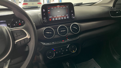 Fiat Cronos 1.8 16v Precision