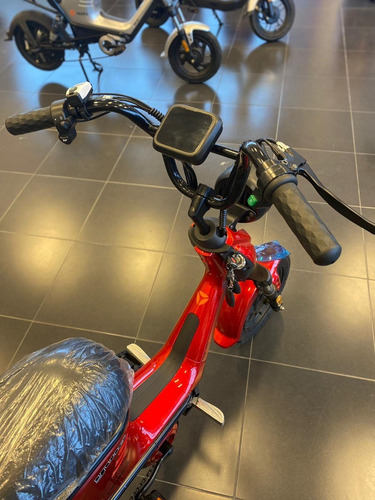 Imagen 16 de 22 de Bicicleta Eléctrica Yadea Modelo Yuki Motos Eléctricas