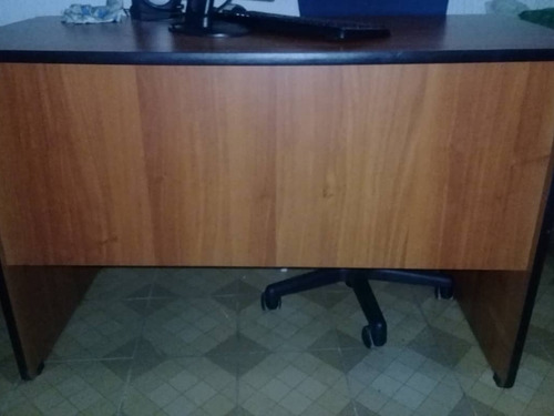 Escritorio, Arturito Y Silla