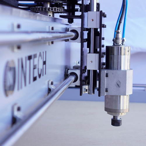 Router Cnc - 1300 X 2500 Mm Media Placa Extendida Intech