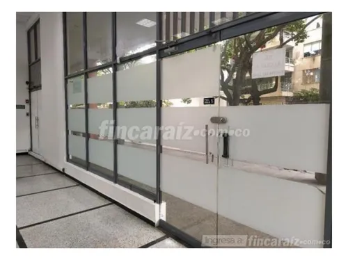 Venta De Local De 249mts2 En Granada, Norte De Cali, 8502.