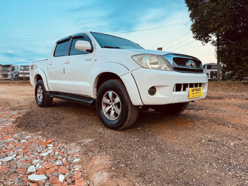 Toyota Hilux 2.5 Cab. Dupla 4x4 4p