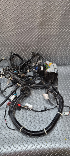 Caja De Fusibles Exterior Chev. Aveo 2018 - 2021 Automatico (Usado)