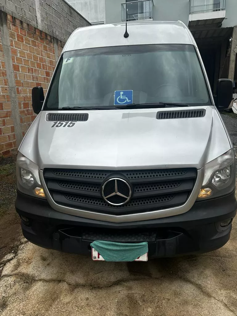 Mercedes-Benz Sprinter Van 2.2 Cdi 415 Luxo Teto Alto 5p