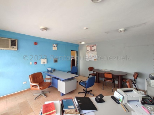 Imagen 6 de 11 de Oficina En Venta En Zona Industrial San Crispin Aragua 22-27101 Irrr