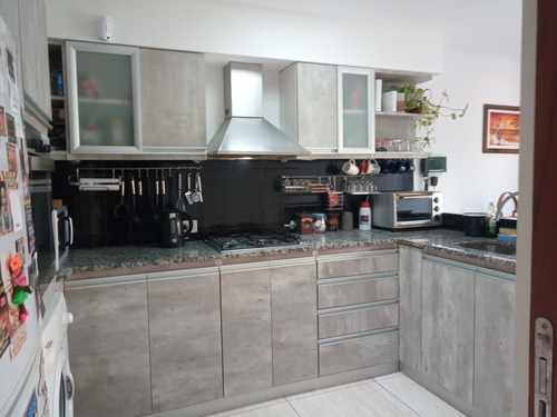 Vendo Hermosa Casa Ph En Ramos Mejia, Zona Residenc