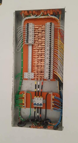 Imagem 6 de 8 de Instalações Eletricas