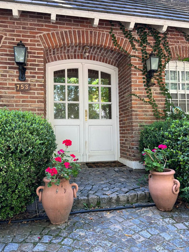Casa En Venta En Country Las Praderas