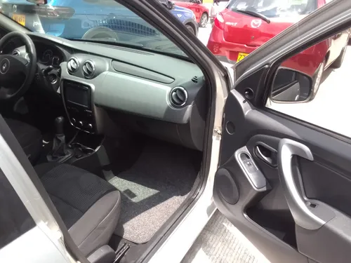 Renault Logan 1.6 Expression