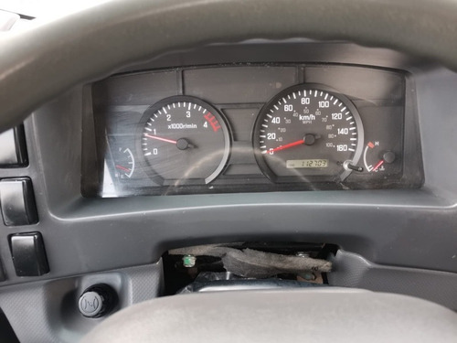 Imagen 5 de 15 de Isuzu Elf 500 Isuzu Elf 500