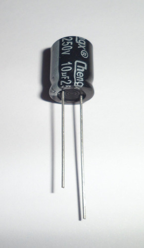 Imagen 2 de 4 de Capacitor Condensador 10uf, 250v, 105ºc Pack (2 Unidades)