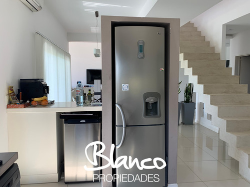Casa En Venta En El Cantón, Escobar, G.b.a. Zona Norte