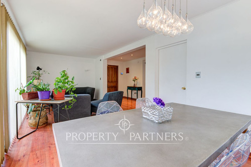 Renovada Casa 3d 3b Servicios 2e Manquehue/plaza ...